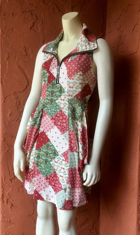 Garden Party Zipper Top